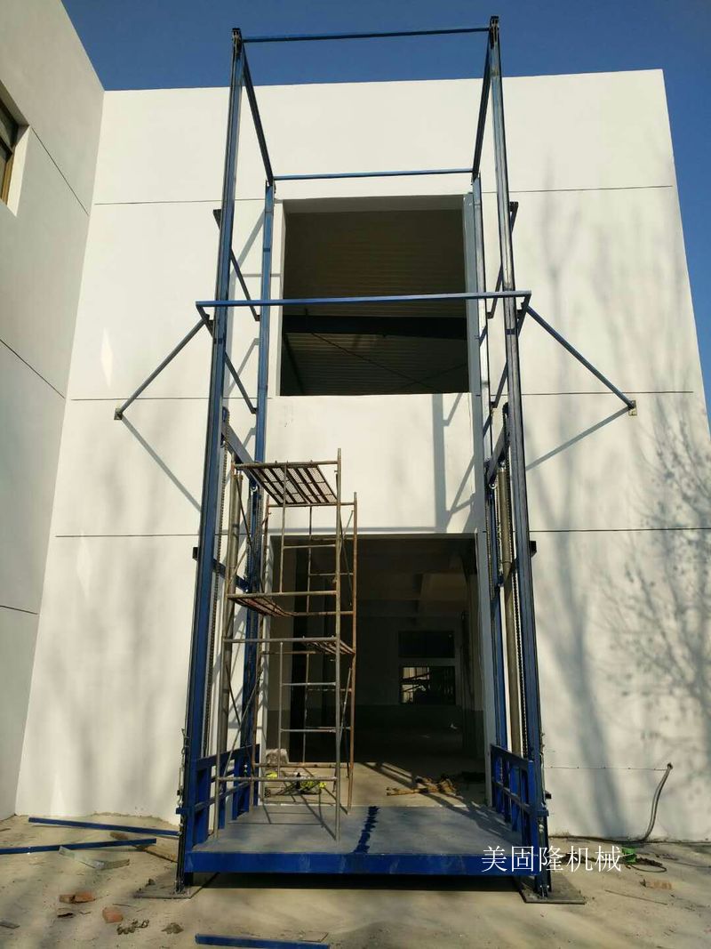 衡水仓库专用导轨式升降货梯价格